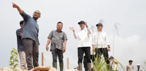 Deputi Bidang Infrastruktur BP Batam Tinjau Pekerjaan Drainase di Kawasan Bengkong