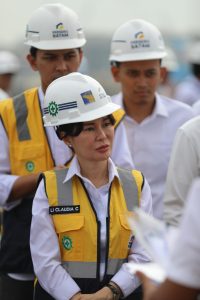 Wakil Kepala BP Batam Tinjau Persiapan Pengoperasian 4 STS Crane dari China