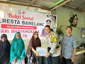Polsek Sungai Beduk Gelar Bakti Sosial di Kampung Mangsang Kebun dalam Rangka Hari Bhayangkara ke-79