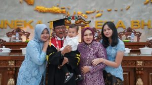 Amsakar Achmad Resmi Sandang Gelar Doktor Ilmu Pemerintahan, Siap Perkuat Peran Batam di Kancah Global