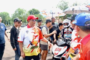 Ribuan Penonton Padati Sirkuit Abdul Jamal, Kejuaraan Balap Motor Ramaikan Hari Bhayangkara ke-79