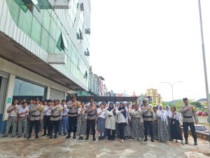 Polsek Lubuk Baja Ajak Siswa Jadi Polopor Kamtibmas,Tumbukan Disiplin Sejak Dini